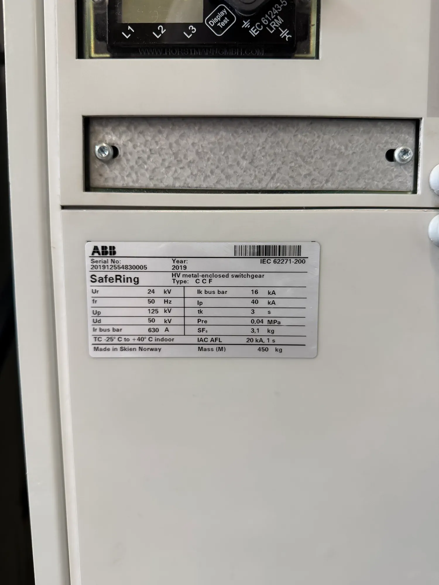 Haupttypenschild: SafeRing Typ C C F, 24 kV, 2019